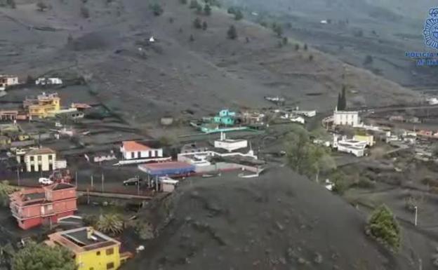 Vídeo. El dron de la Policía Nacional sobrevuela la zona de la erupción