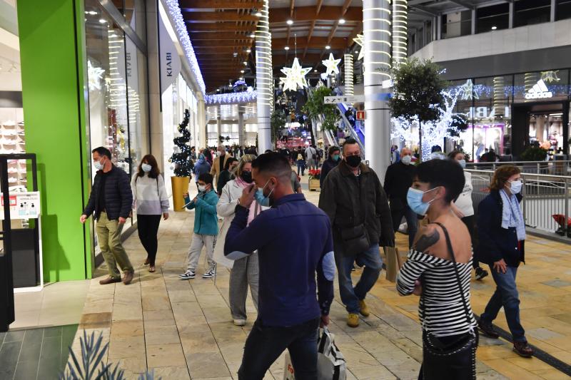 Fotos: Puente de compras navideñas en la capital grancanaria
