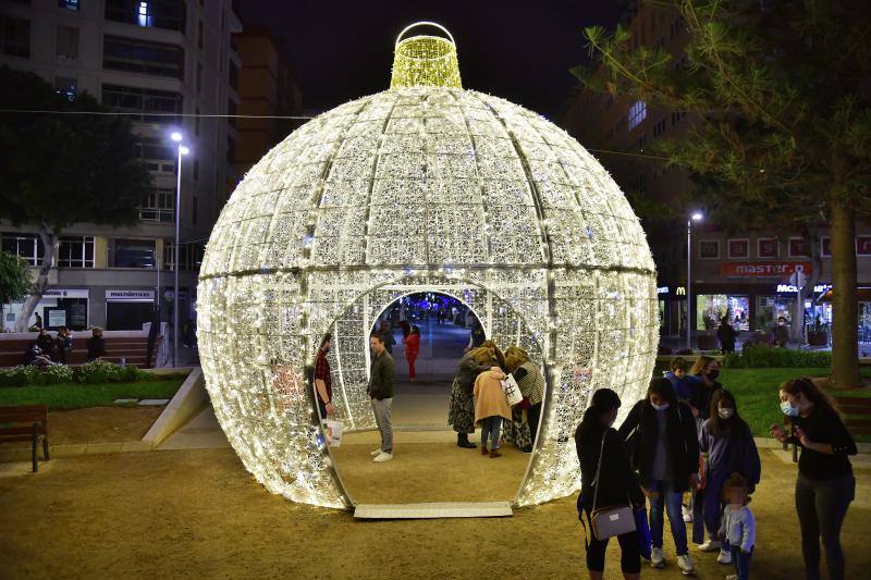 Fotos: La Navidad brilla en la capital grancanaria
