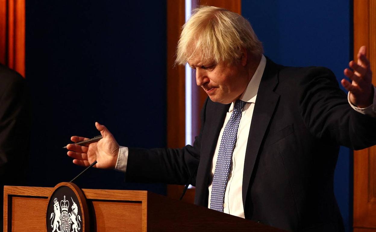 El primer ministro británico, Boris Johnson, durante una conferencia de prensa. 