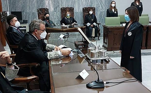 Imagen principal - Canarias cuenta con 13 nuevos Letrados de la Administración de Justicia