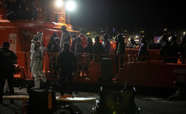 Seis pateras elevan a más de 330 los inmigrantes llegados a Canarias