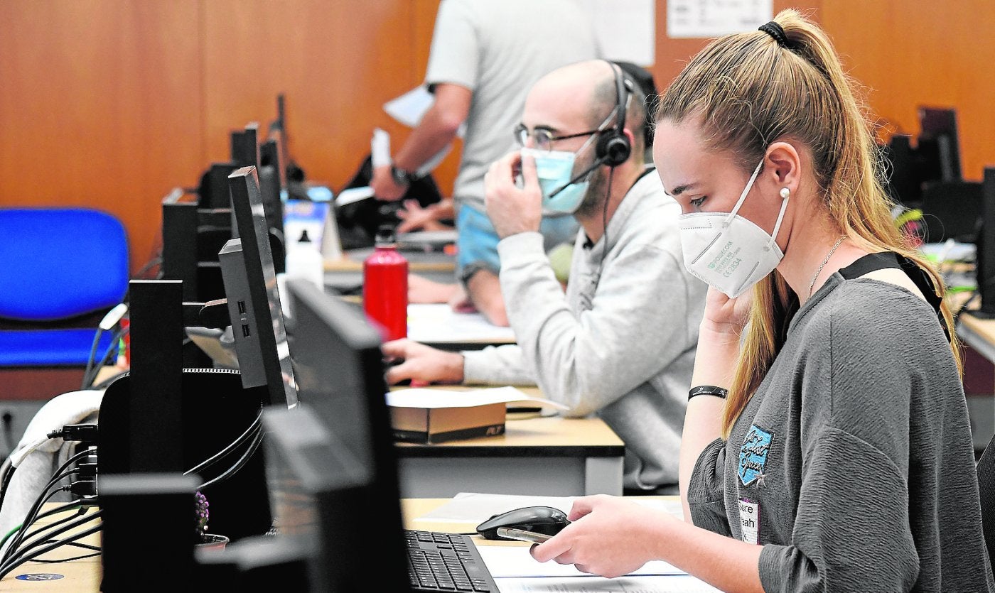 Imagen de archivo de rastreadores en la Biblioteca Pública del Estado, en la capital grancanaria. 