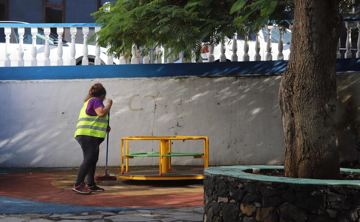 AENA dona 50.000 euros para menús navideños para voluntarios y afectados