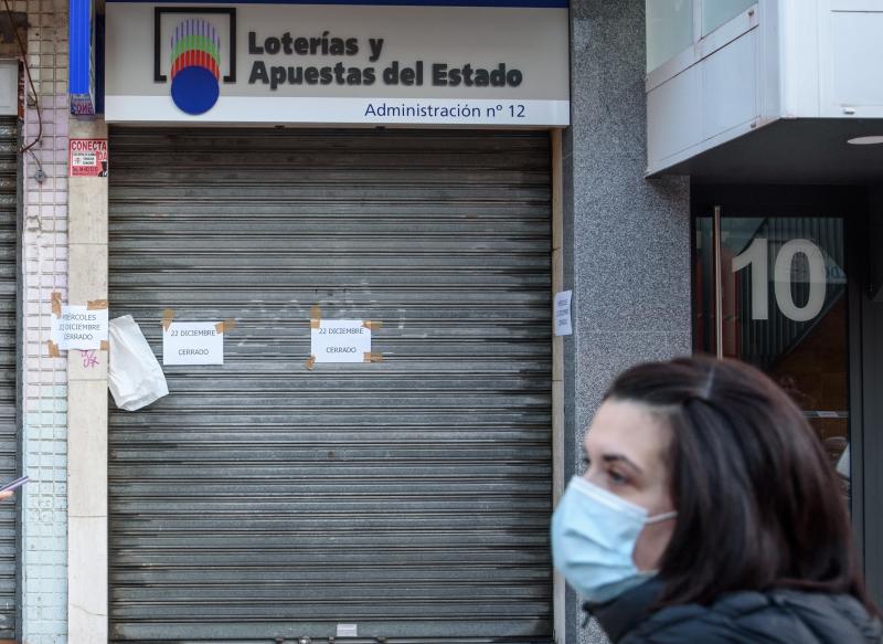 Administación de Barakaldo que vendió un quinto premio cerrada por la huelga de loteros. 