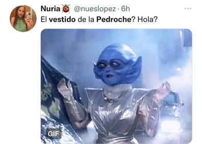 Imagen secundaria 1 - Las redes se llenan de memes del sorprendente vestido de Pedroche