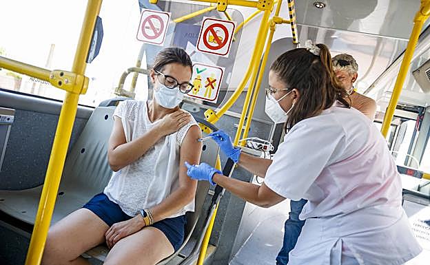 Imagen tomada el pasado verano cuando ya se pusieron en marcha las vacuguaguas en las islas. 