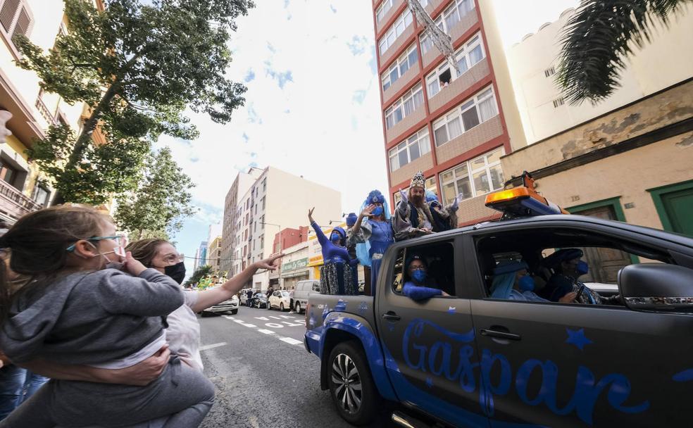 Los niños volvieron a recuperar la ilusión de saludar a los Reyes Magos. 
