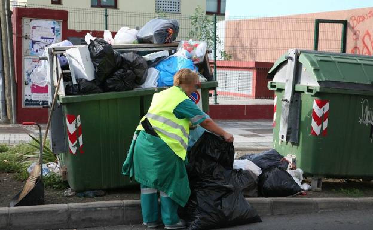 Recurren ante el Supremo la sentencia por discriminación de género en el  servicio de residuos | Canarias7