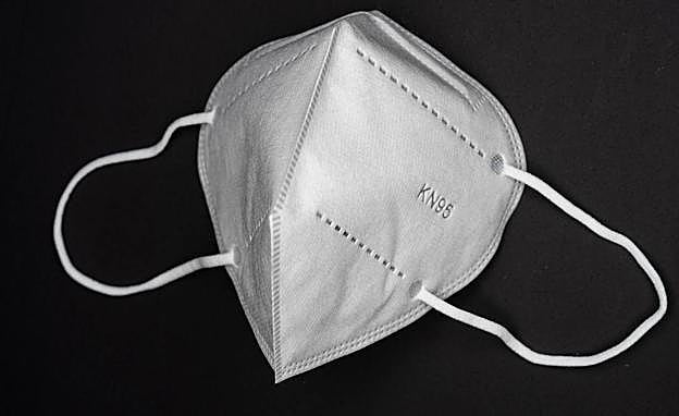 La importancia de no doblar las mascarillas FFP2 por la mitad