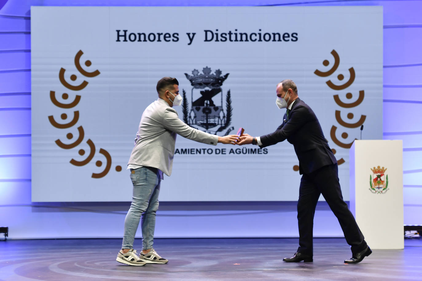 Fotos: Agüimes se reconoce como pueblo en sus homenajeados