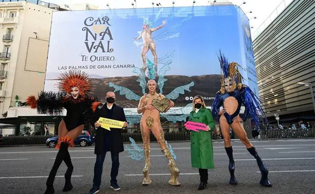 El Carnaval de Las Palmas de Gran Canaria inunda la calle Goya de Madrid