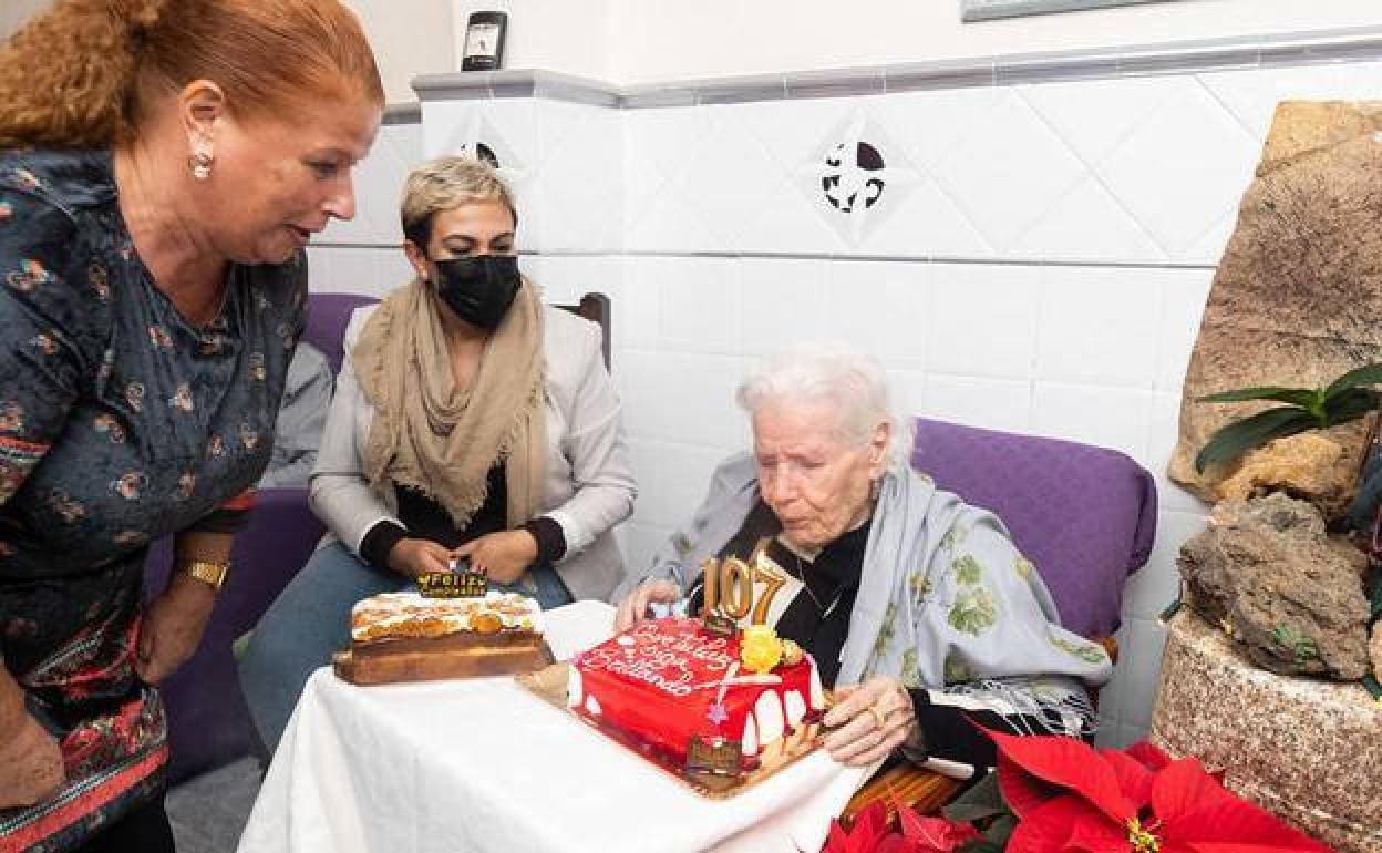Imagen de Agustina el pasado mes de diciembre cuando cumplió 107 años. 