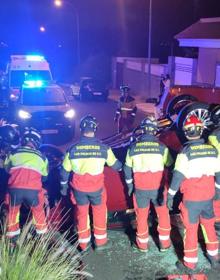 Imagen secundaria 2 - Herido tras volcar con su vehículo en Tenoya