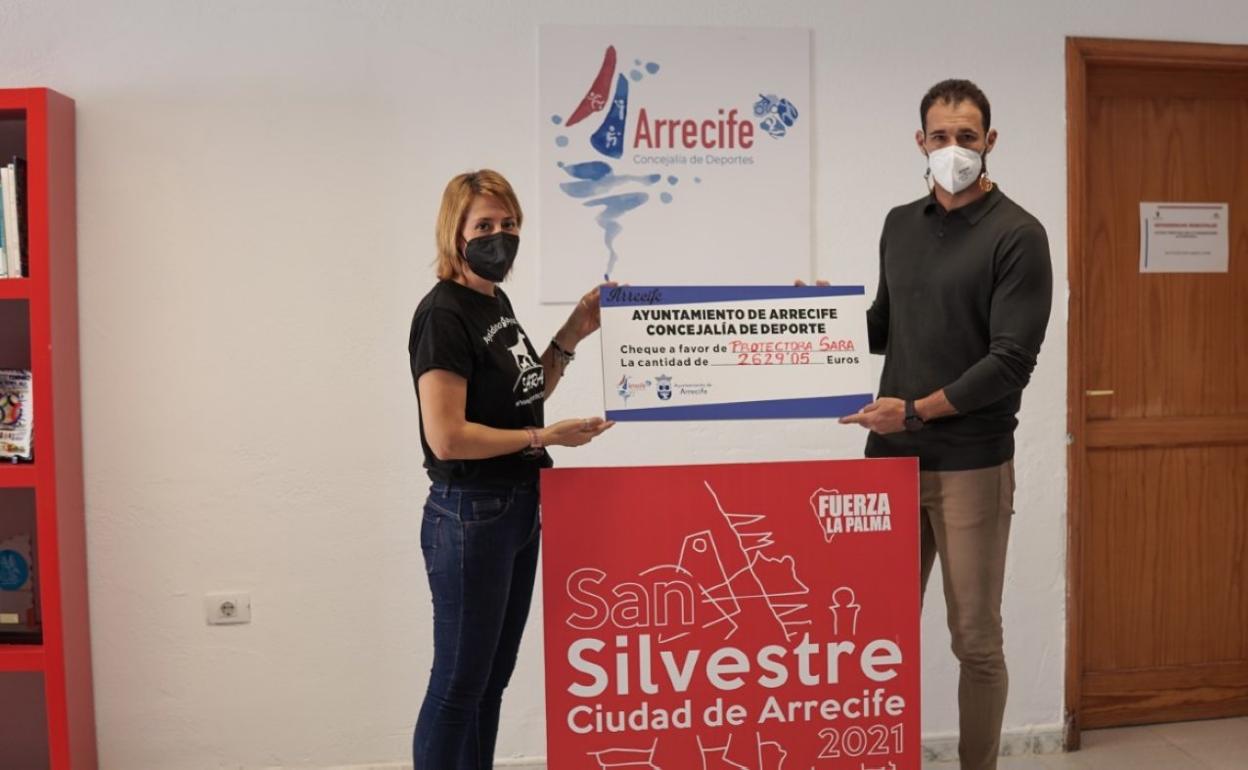 Acto de entrega a Sara. 