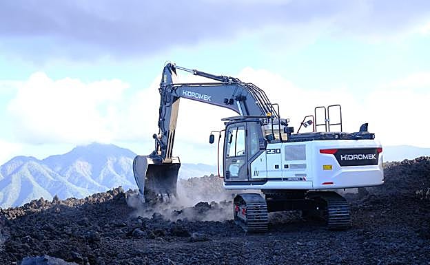Arrancan las obras del camino de La Majada, afectado por el volcán