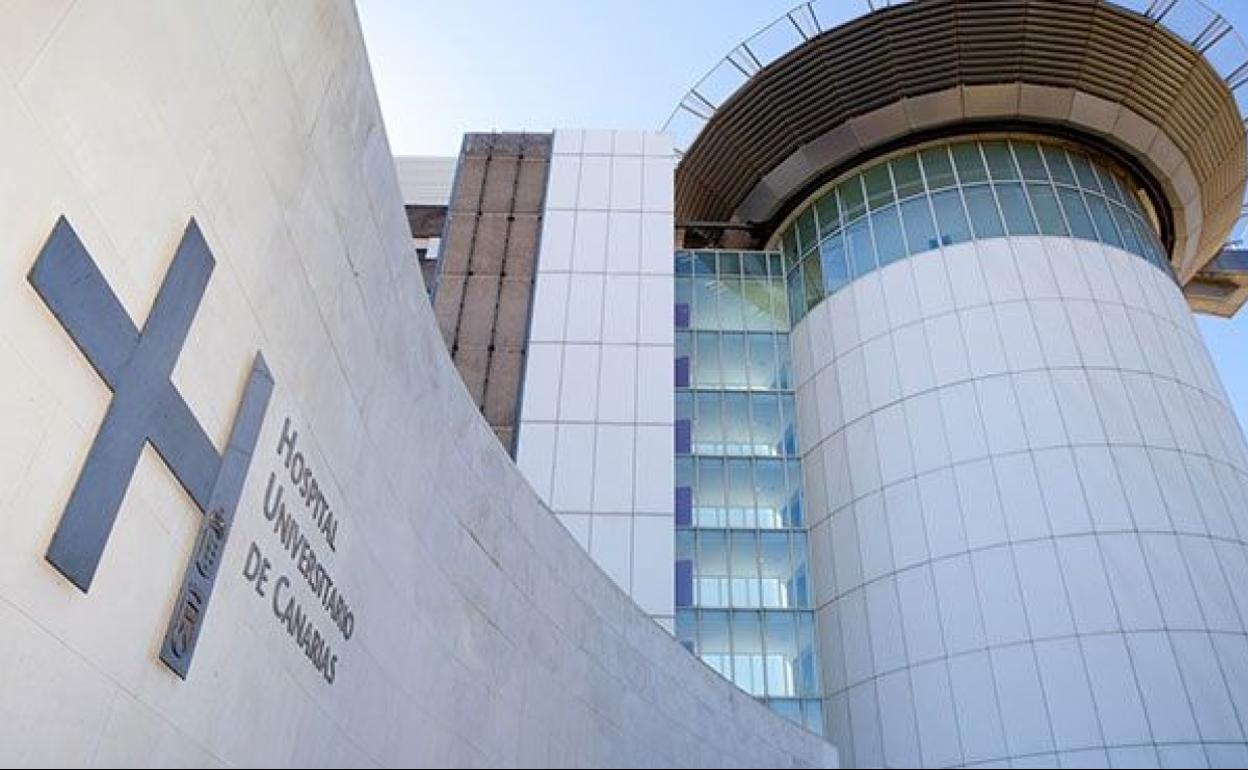 Un motoristas herido tras sufrir una caída en Tenerife