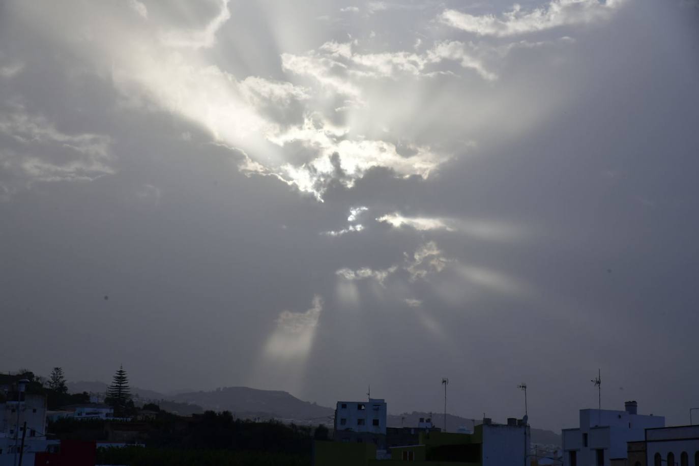 Fotos: La calima seguirá en Canarias varios días más