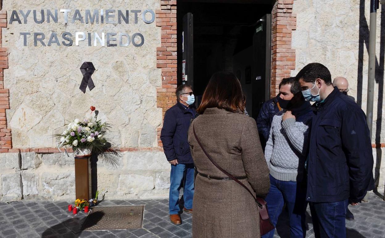 Minuto de sliencio en Transpinedo. 