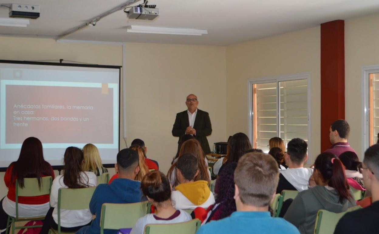 Imagen de archivo de las primeras jornadas en el IES Lomo de La Herradura. 