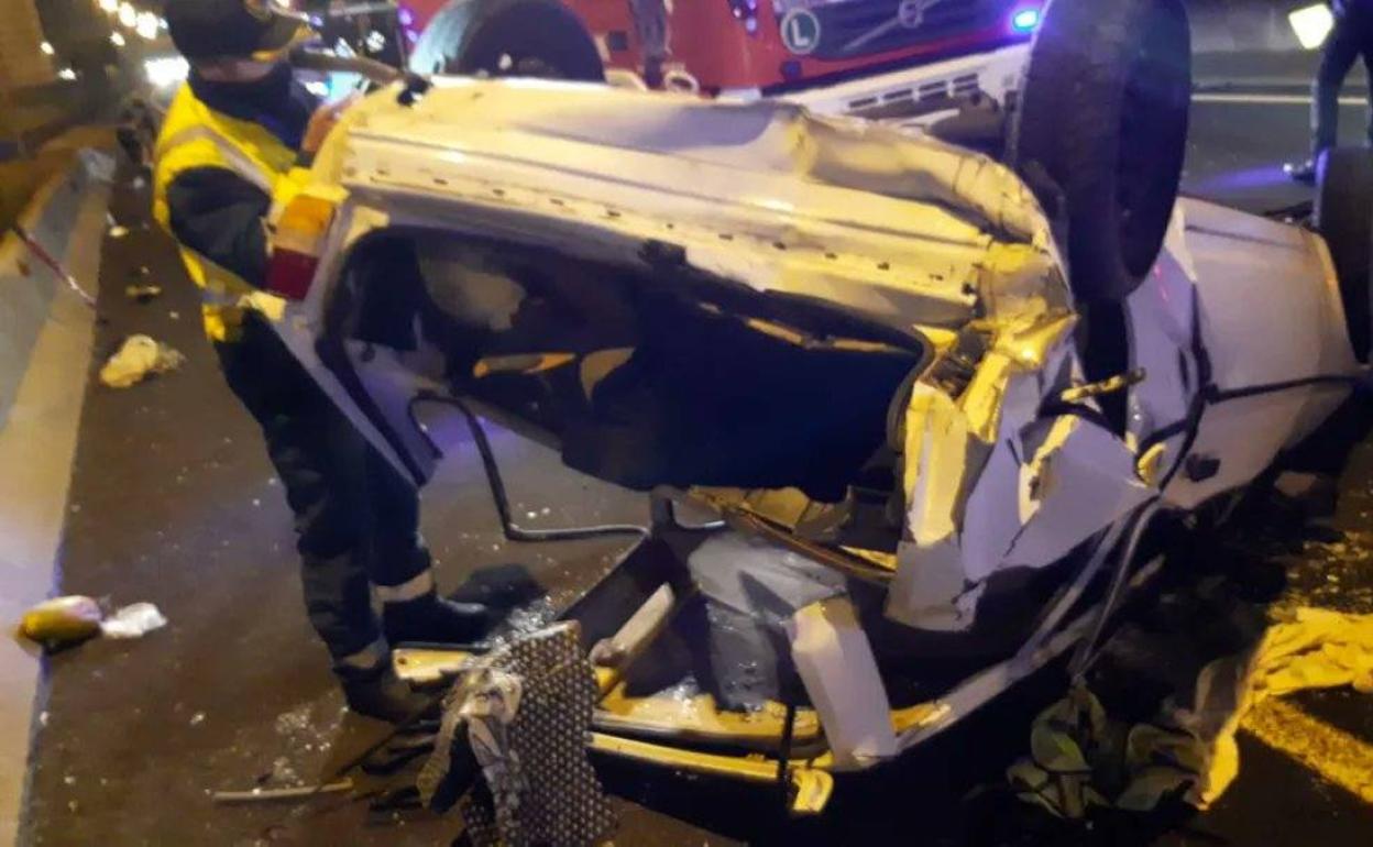 Herido un hombre tras volcar con su coche en Los Realejos