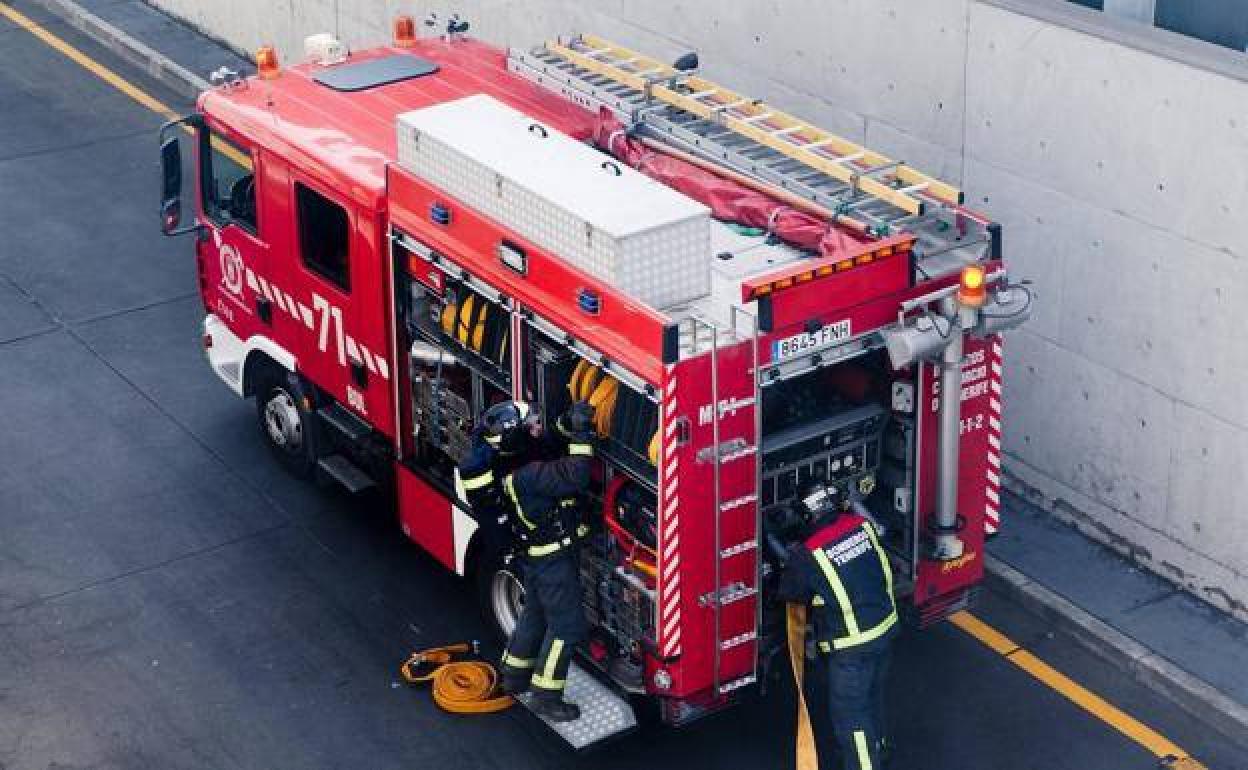 Un incendio en una vivienda deja tres afectados en Tenerife