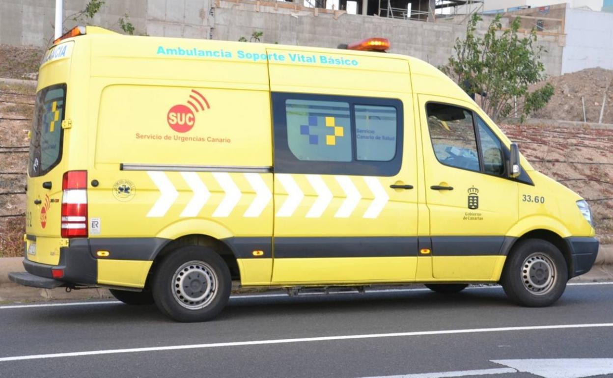 Imagen de archivo de una ambulancia del SUC. 