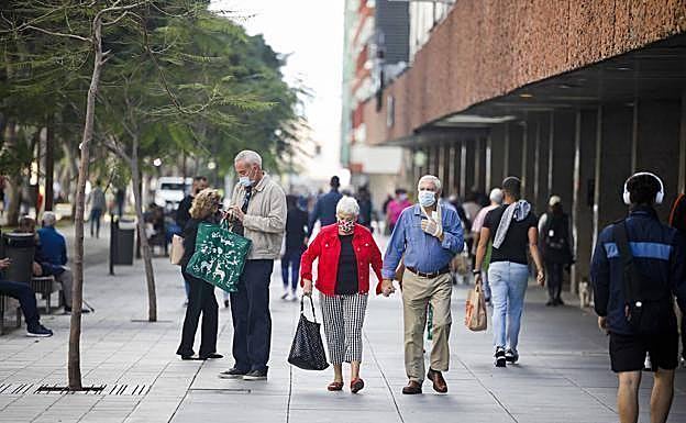 Canarias suma 3 muertes y 1.314 casos de covid