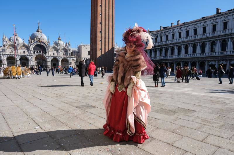 Fotos: Venecia presume de carnaval en pandemia