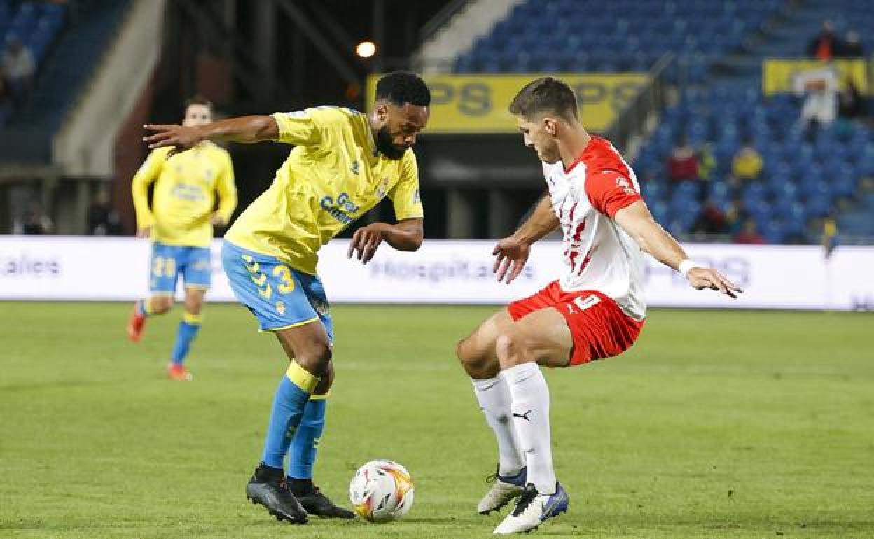 Hernani, contra el Almería jornadas atrás. 