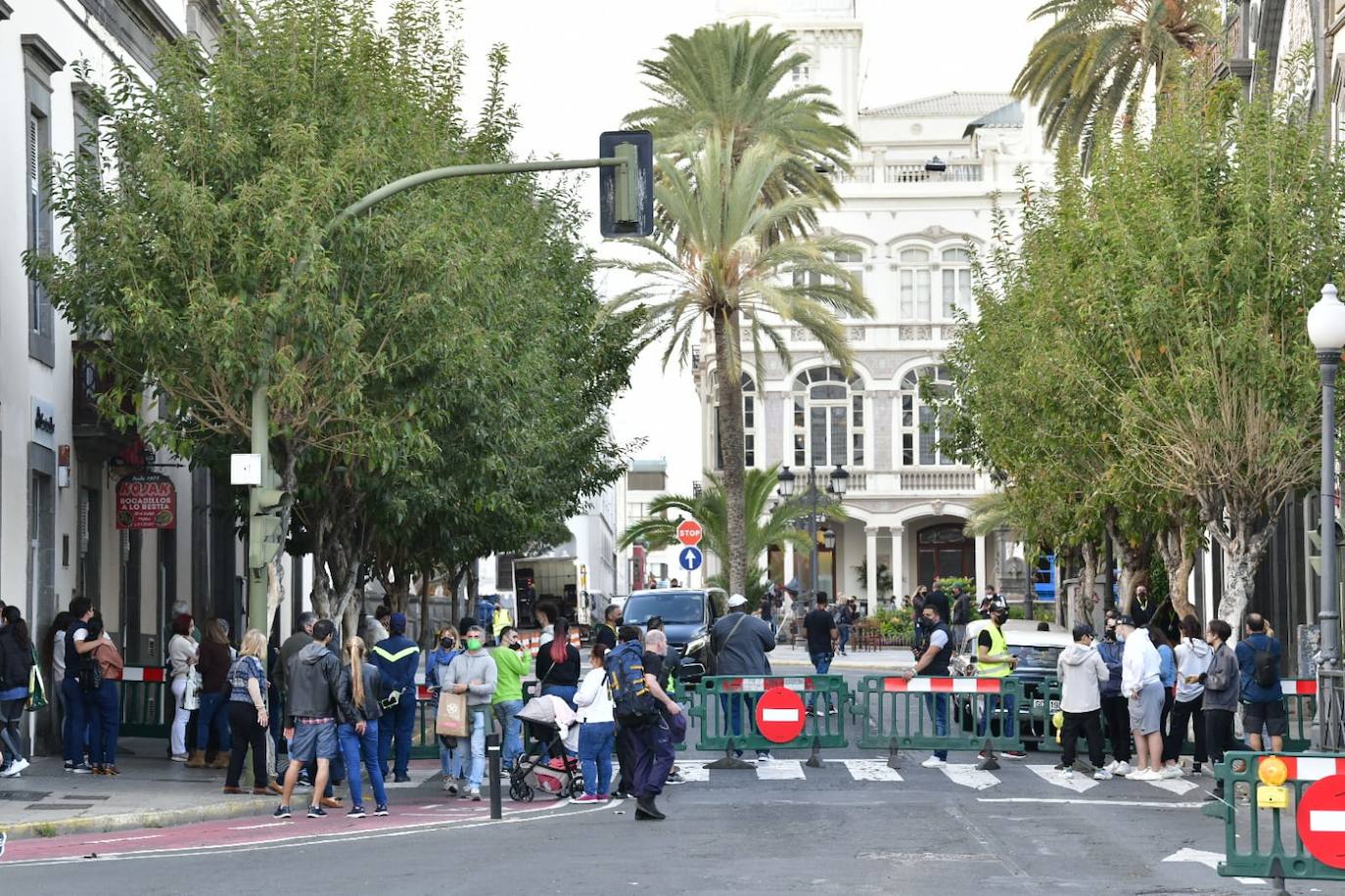 Fotos: The Mother focalizó buena parte del rodaje en las calles del barrio capitalino de San Juan