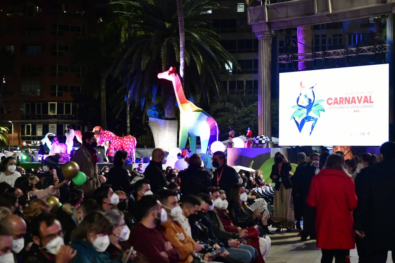 Fotos: Gran ambiente en el parque de Santa Catalina para conocer a la nueva Reina