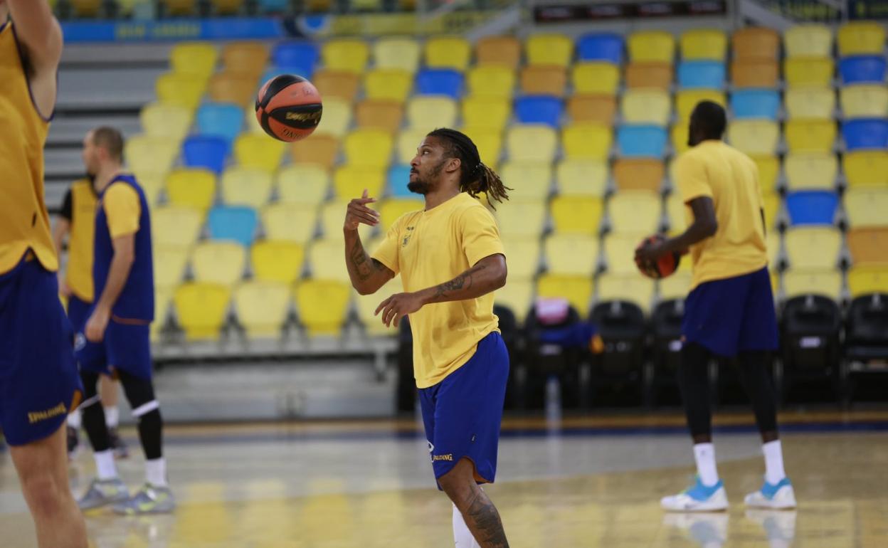 Imagen de Andrew Albicy en una sesión claretiana de esta semana. 