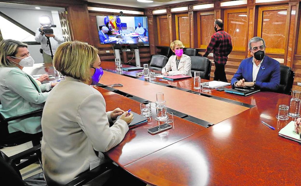 Imagen del Consejo de Gobierno de esta semana, en la capital grancanaria. 