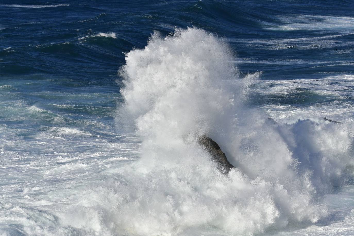 Fotos: Fuerte oleaje en Canarias por la borrasca Celia