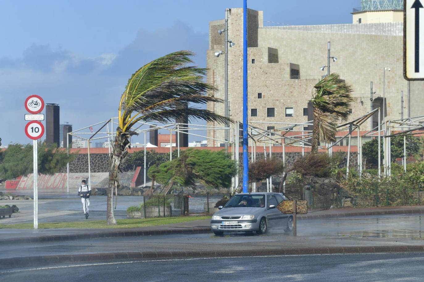 Fotos: Fuerte oleaje en Canarias por la borrasca Celia
