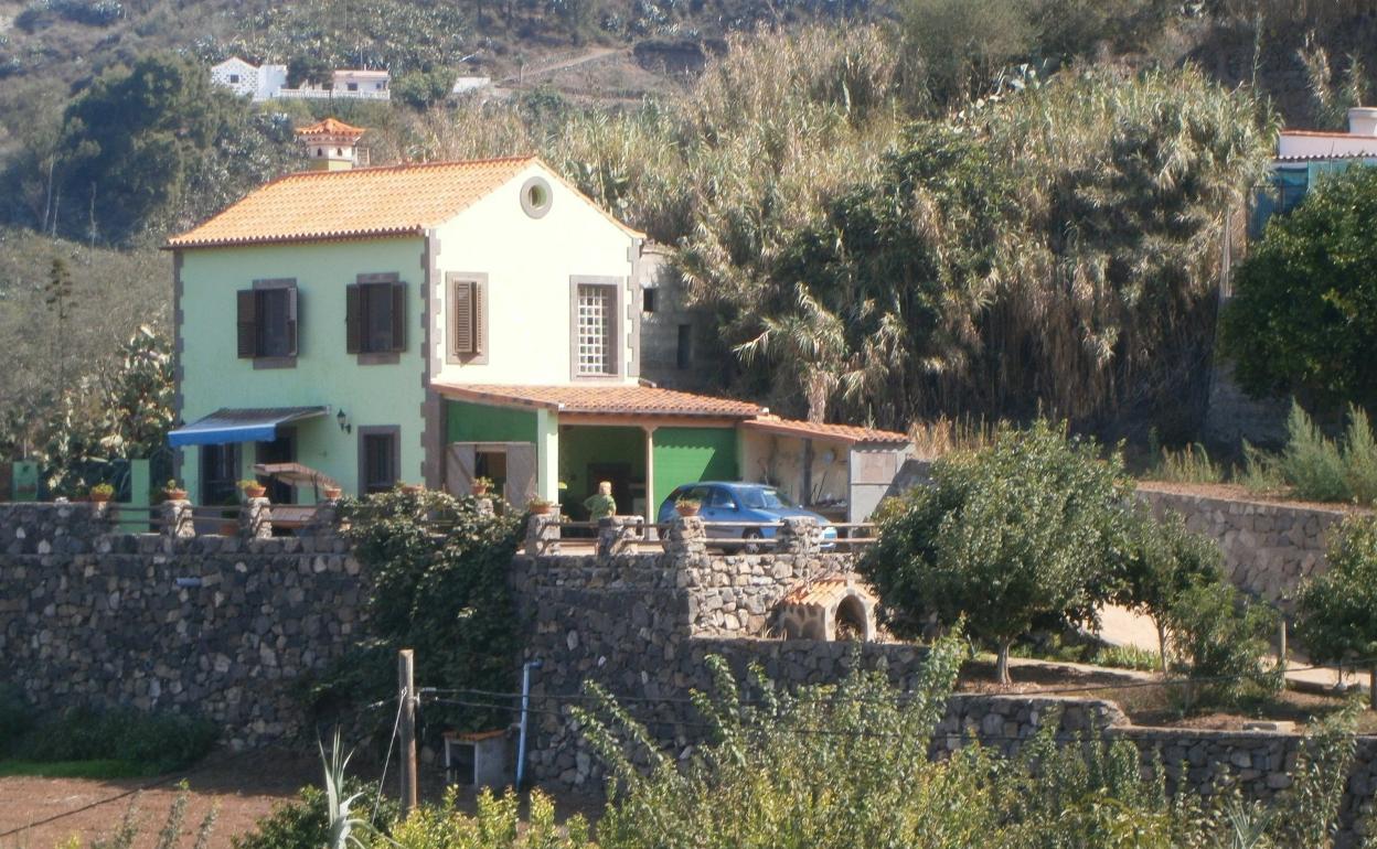 Vista del chalé construido en Arbejales por el hijo del exalcalde socialista de Teror Juan de Dios Ramos. 