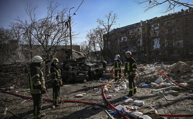 Moscú bombardea Leópolis en un «ataque a los civiles»
