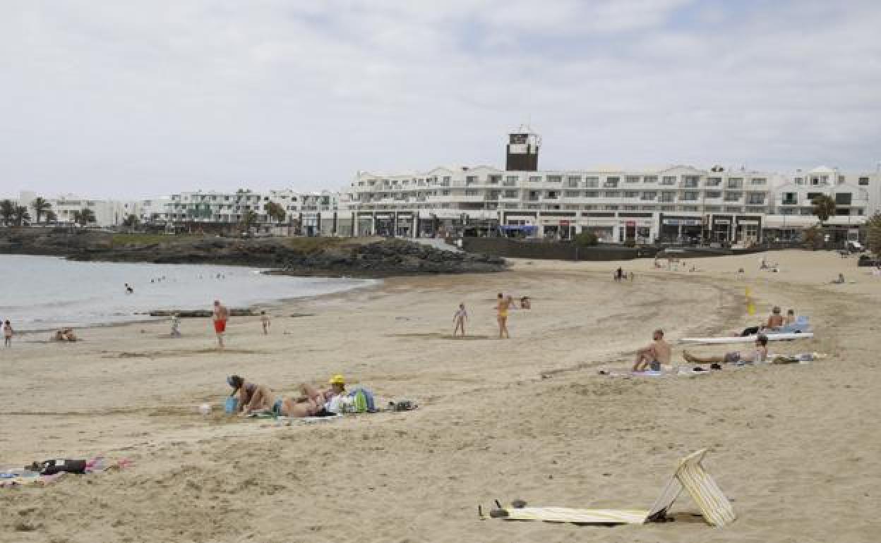 Playa de Costa Teguise. 