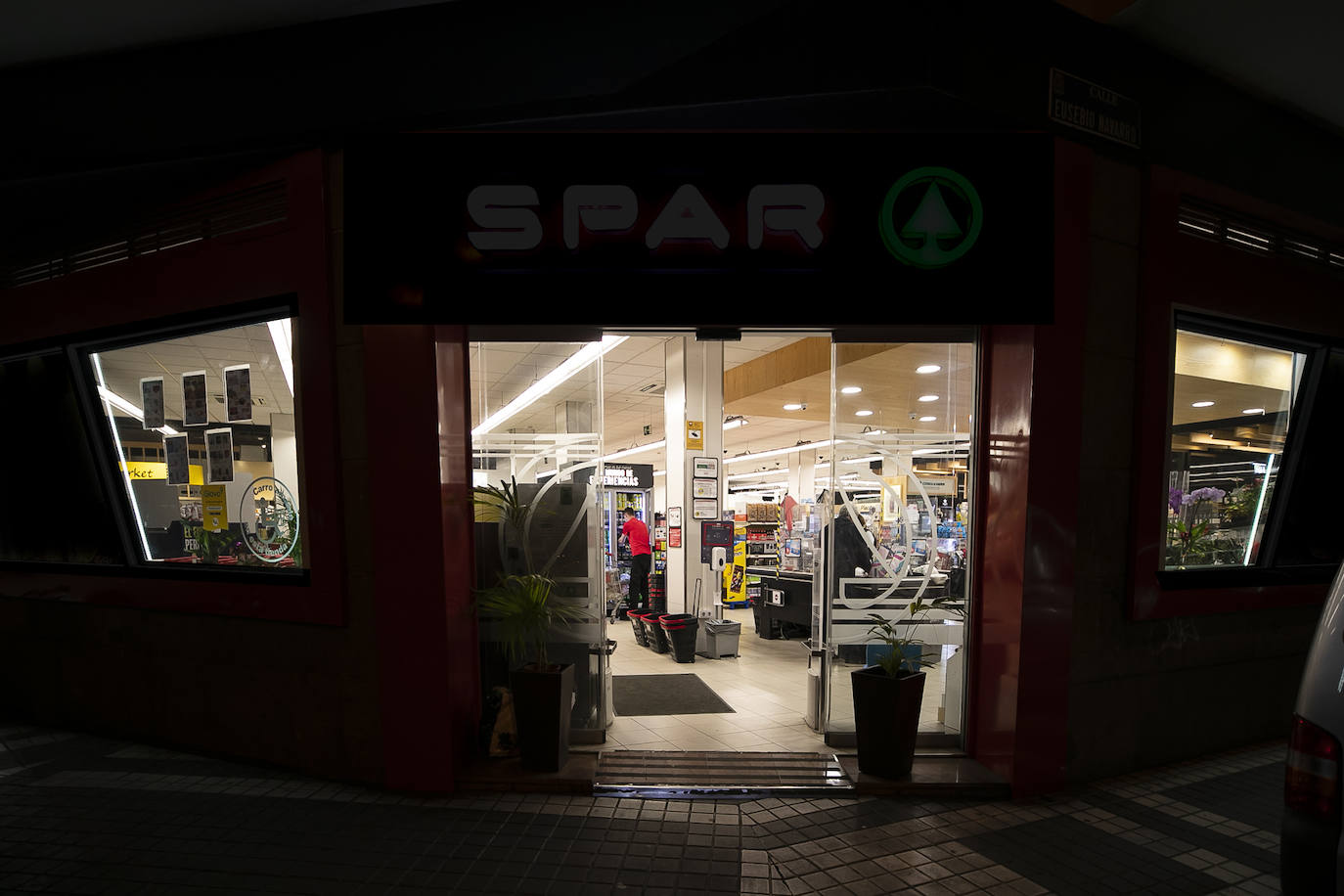 Las tiendas SPAR en Gran Canaria se unen a La Hora del Planeta 2022. C7