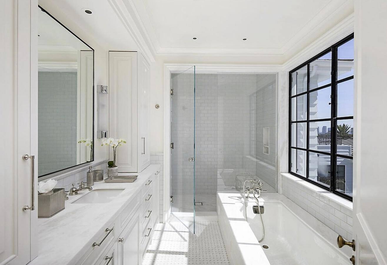 El resto de baños (en total hay diecisiete) desprenden elegancia.