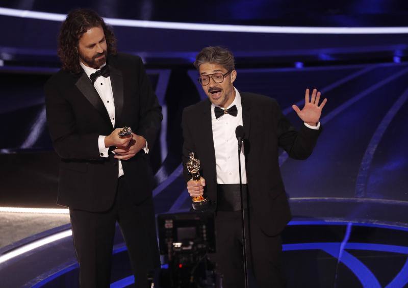El Oscar al mejor cortometraje de animación lo han recibido los españoles Alberto Mielgo y Leo Sánchez por 'El limpiaparabrisas'.
