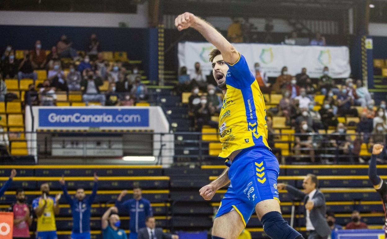 El club isleño espera que su afición les empuje en su duelo contra el CV Teruel. 