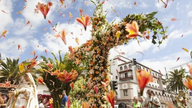 Celebración de las 'Fiestas de mayo' en Santa Cruz de Tenerife. 