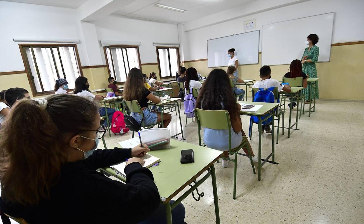 Alumnado de secundaria en un instituto de la capital grancanaria. 