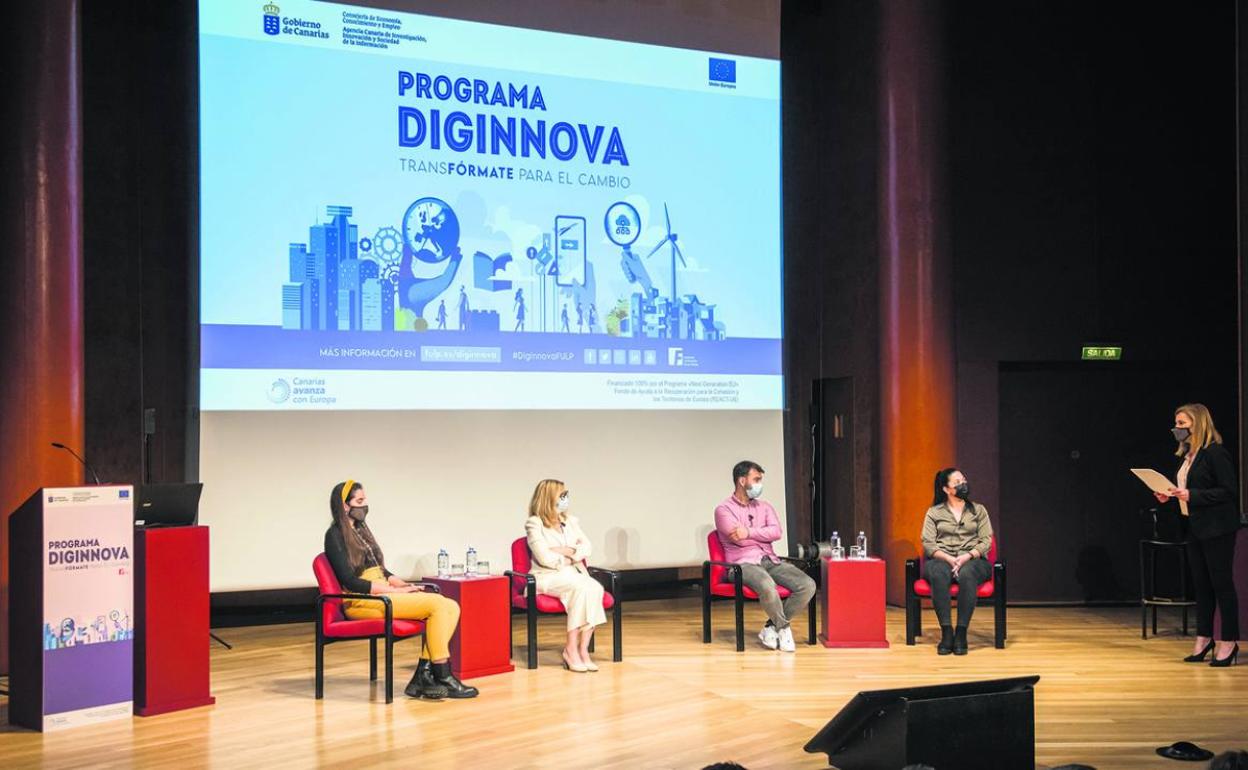 Empresarios y dinamizadoras participantes del Programa Diginnova. 