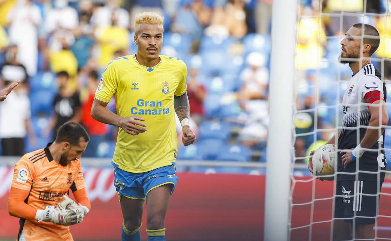 Peñaranda, tras marcar su último gol con la UD, en octubre y frente al Cartagena. 