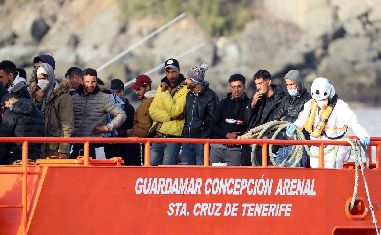 Imagen de archivo de una patera llegada a Canarias. 