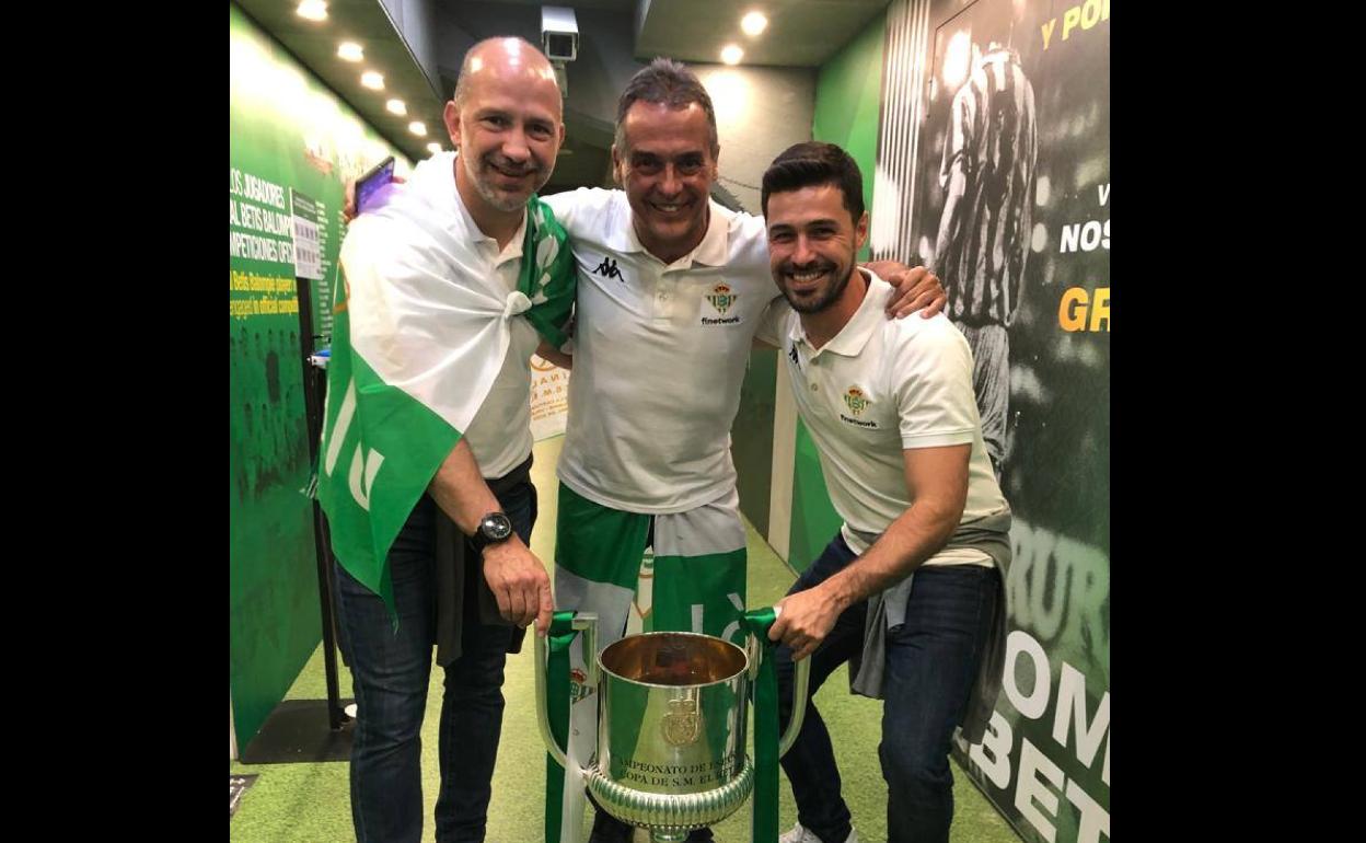 Trío de grancanarios en el Betis campeón. David Álvarez, Alexis Trujillo y Raúl Velázquez. 