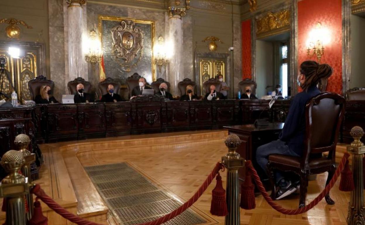 El exdiputado y secretario de Organización de Podemos Alberto Rodríguez durante su juicio en el Tribunal Supremo en septiembre de 2021. 